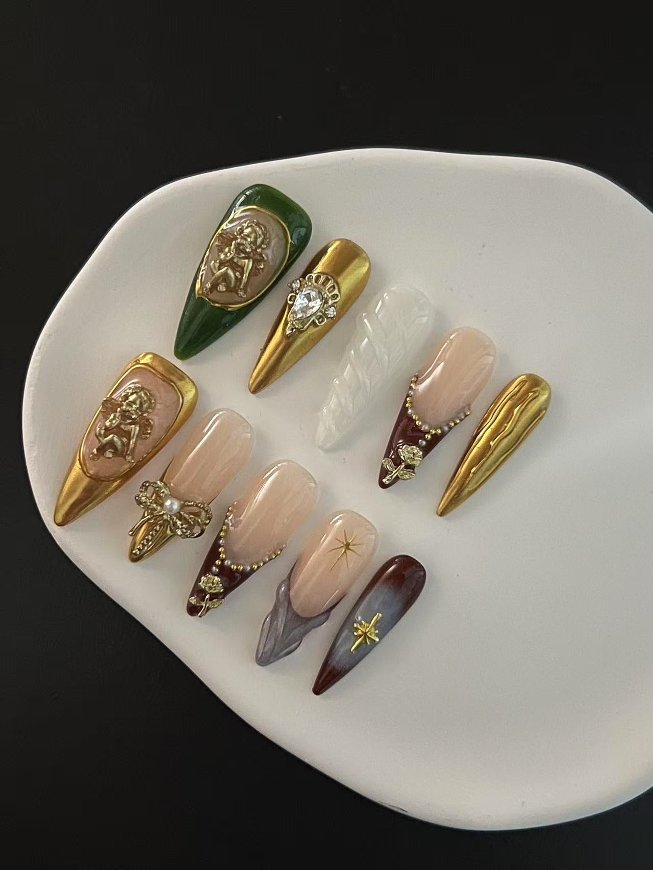 TrendTrap Nail Art Studio: Handcrafted High-End Press-Ons | Multiple Styles to Elevate Your Manicure Game