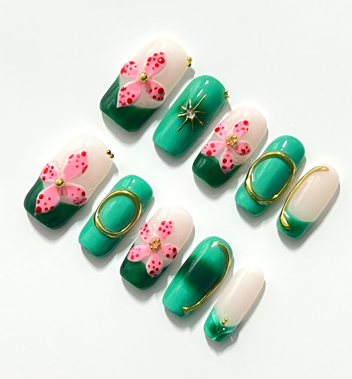 TrendTrap Nail Art Studio: Handcrafted High-End Press-Ons | Multiple Styles to Elevate Your Manicure Game