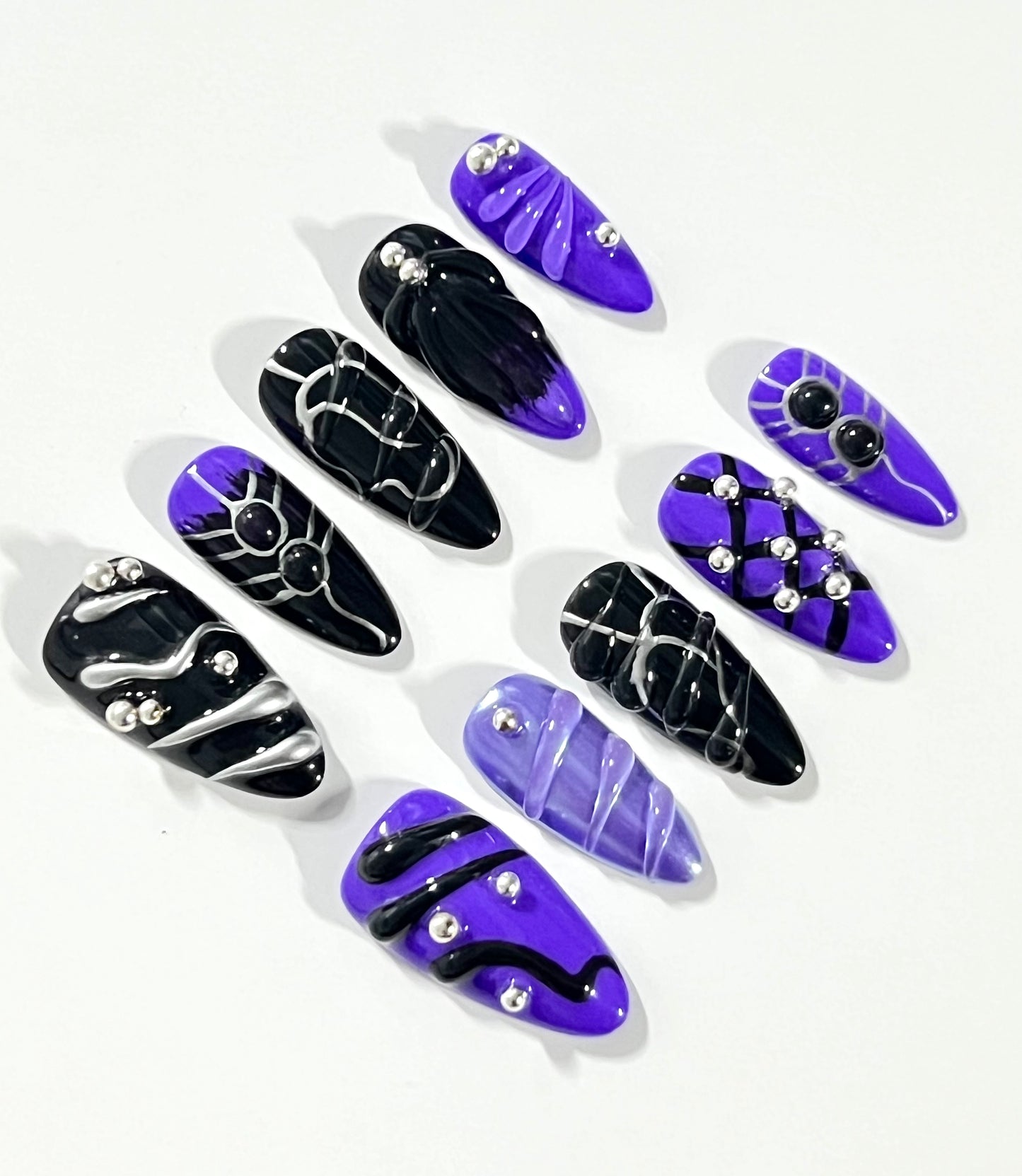 TrendTrap Nail Art Studio: Handcrafted High-End Press-Ons | Multiple Styles to Elevate Your Manicure Game