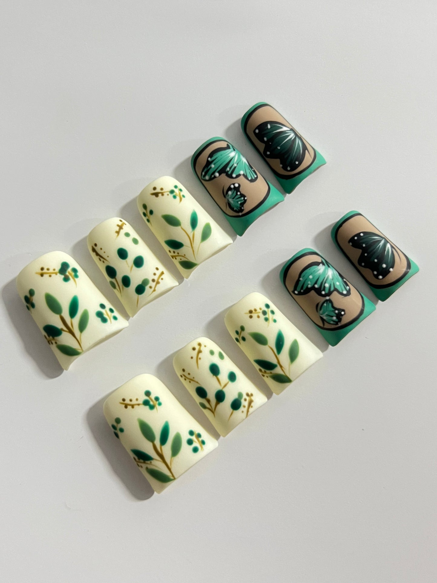 TrendTrap Nail Art Studio: Handcrafted High-End Press-Ons | Multiple Styles to Elevate Your Manicure Game