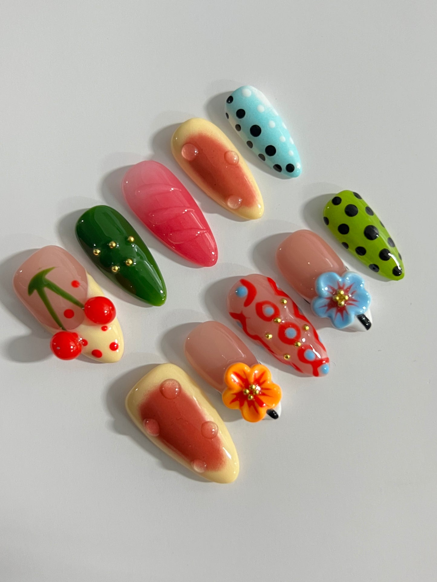 TrendTrap Nail Art Studio: Handcrafted High-End Press-Ons | Multiple Styles to Elevate Your Manicure Game