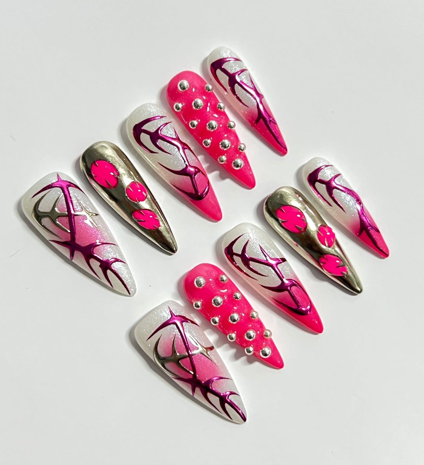 TrendTrap Nail Art Studio: Handcrafted High-End Press-Ons | Multiple Styles to Elevate Your Manicure Game