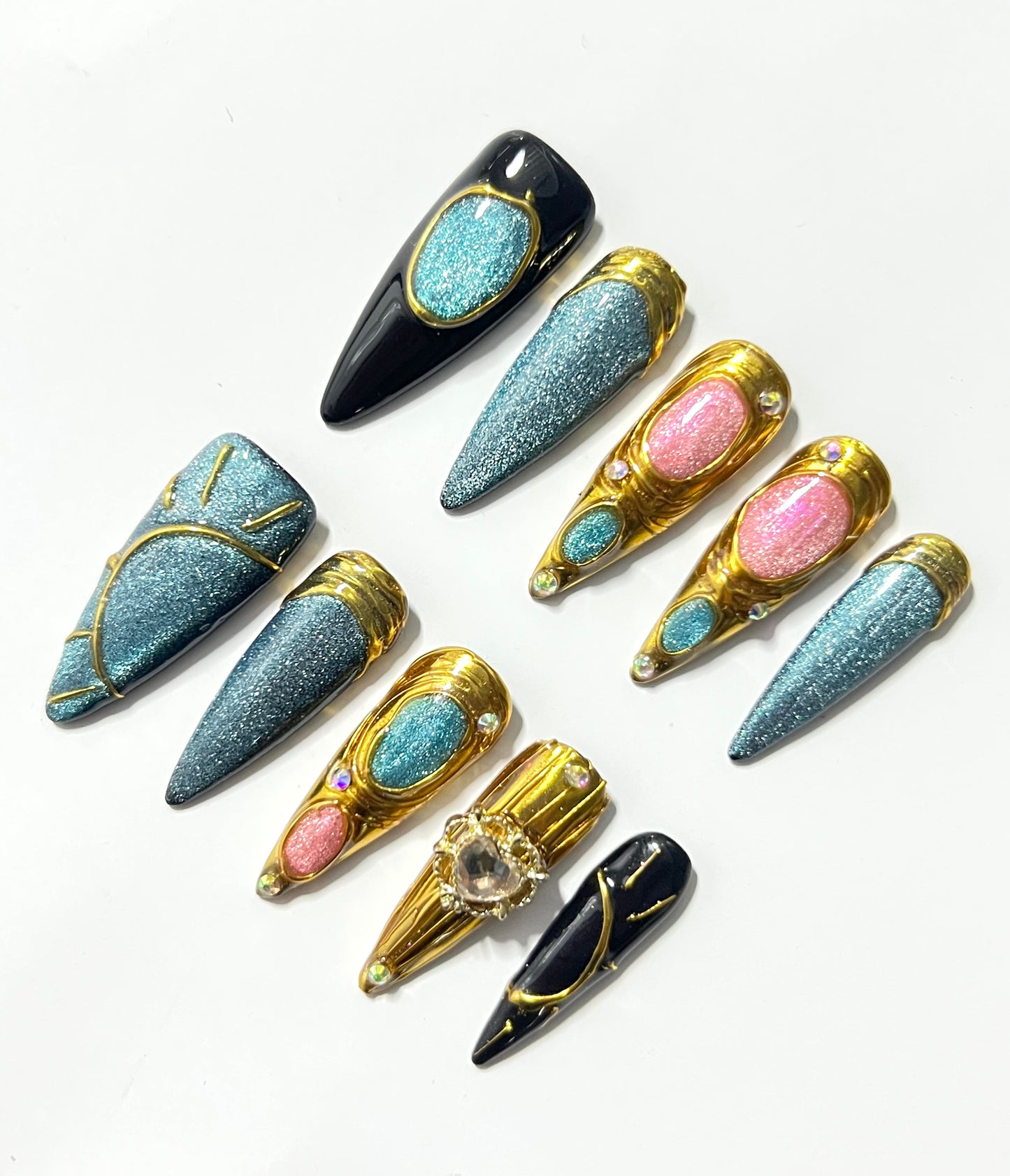 TrendTrap Nail Art Studio: Handcrafted High-End Press-Ons | Multiple Styles to Elevate Your Manicure Game