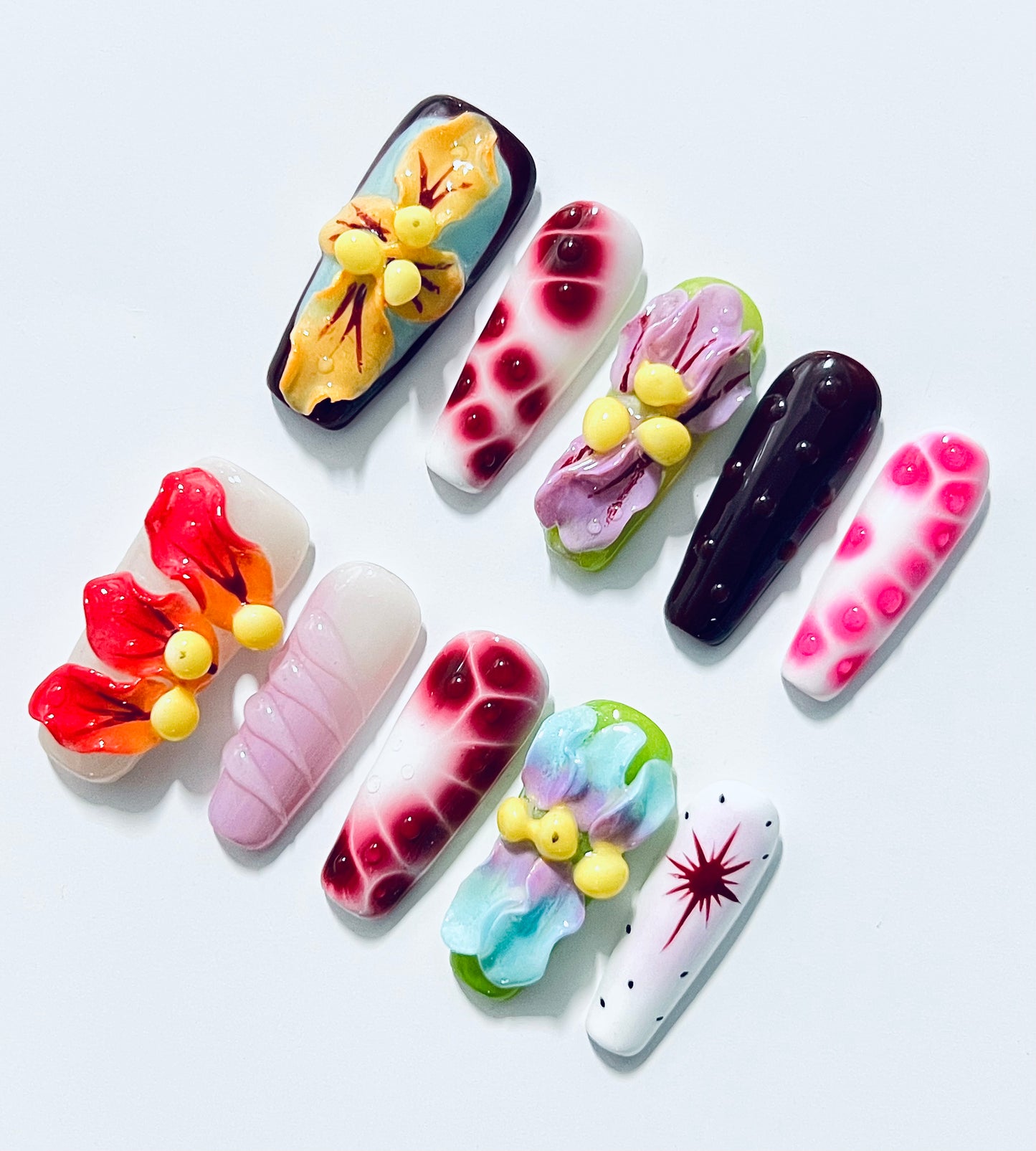 TrendTrap Nail Art Studio: Handcrafted High-End Press-Ons | Multiple Styles to Elevate Your Manicure Game
