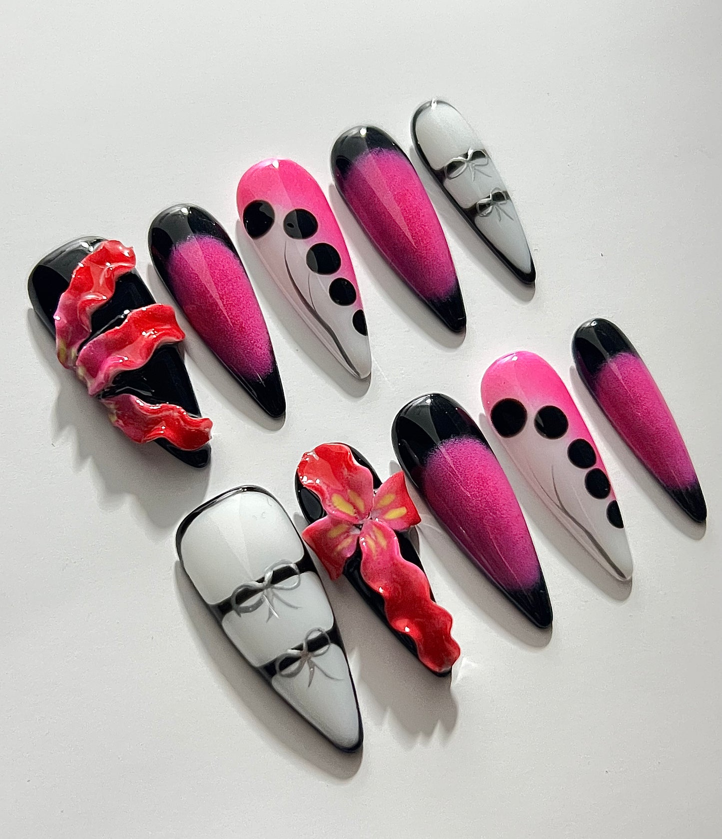 TrendTrap Nail Art Studio: Handcrafted High-End Press-Ons | Multiple Styles to Elevate Your Manicure Game