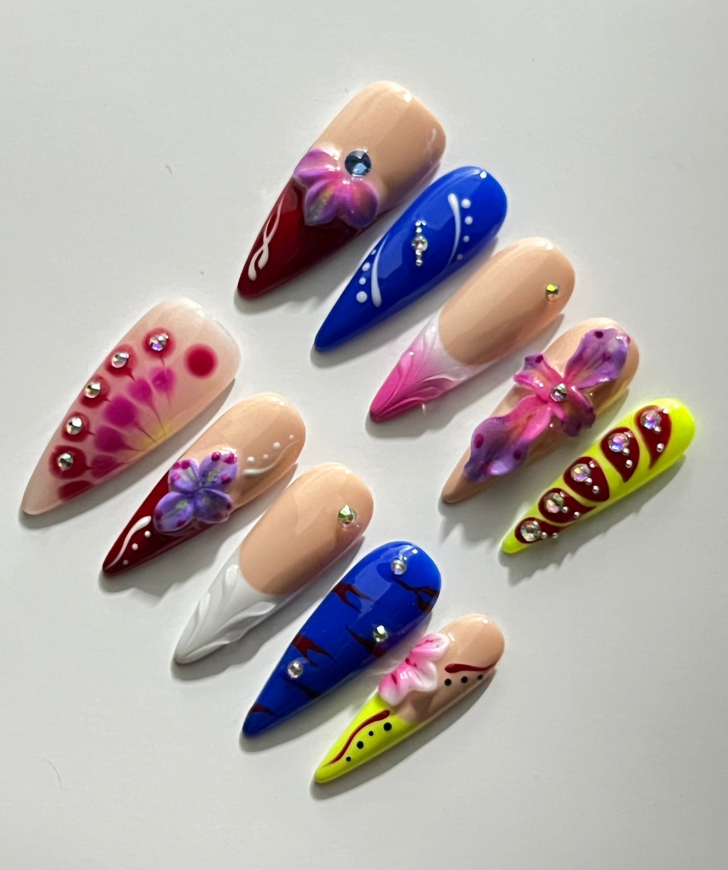 TrendTrap Nail Art Studio: Handcrafted High-End Press-Ons | Multiple Styles to Elevate Your Manicure Game