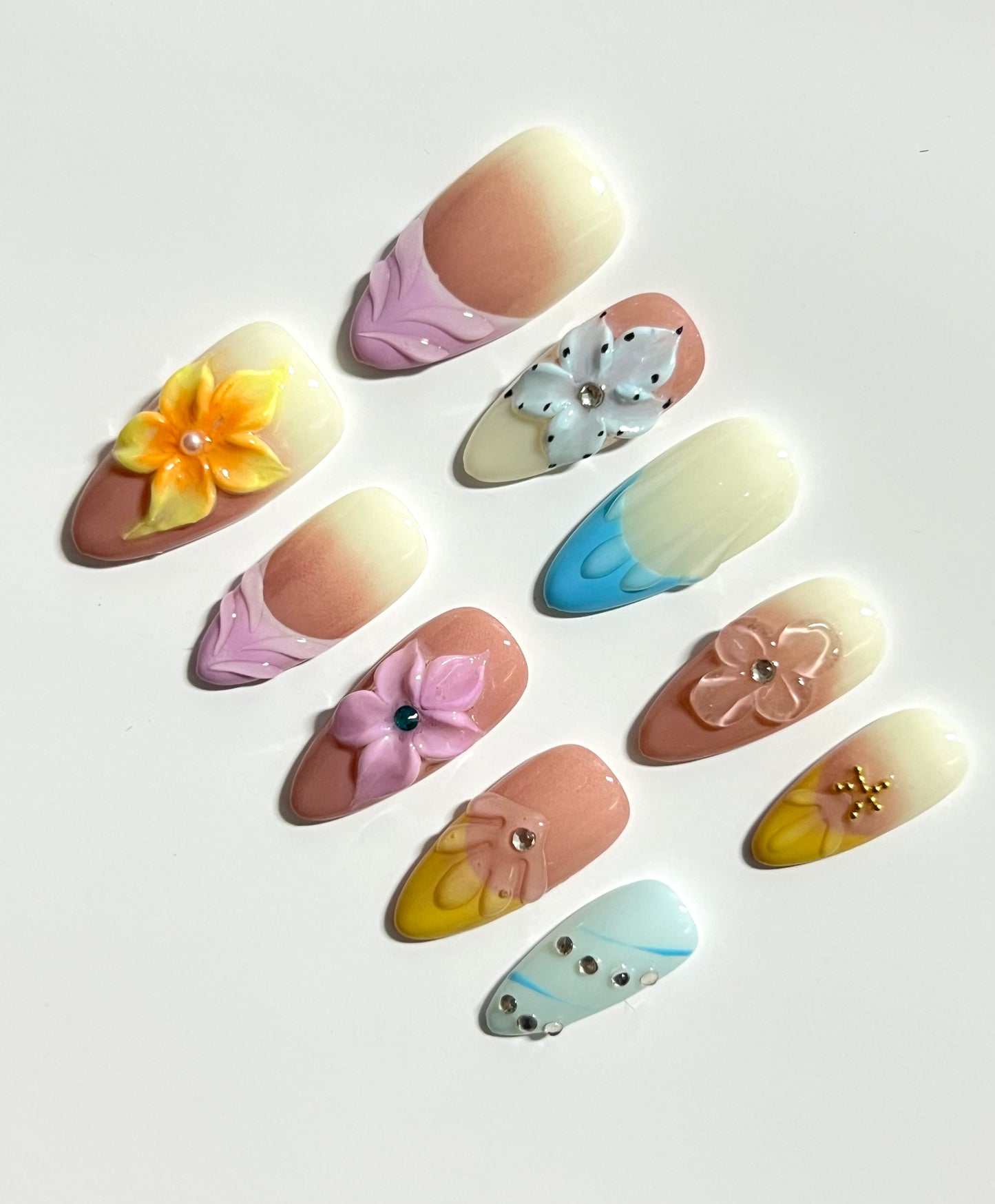 TrendTrap Nail Art Studio: Handcrafted High-End Press-Ons | Multiple Styles to Elevate Your Manicure Game