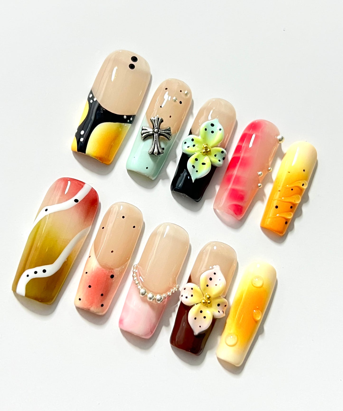 TrendTrap Nail Art Studio: Handcrafted High-End Press-Ons | Multiple Styles to Elevate Your Manicure Game