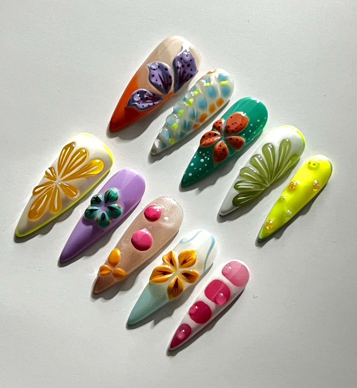 TrendTrap Nail Art Studio: Handcrafted High-End Press-Ons | Multiple Styles to Elevate Your Manicure Game