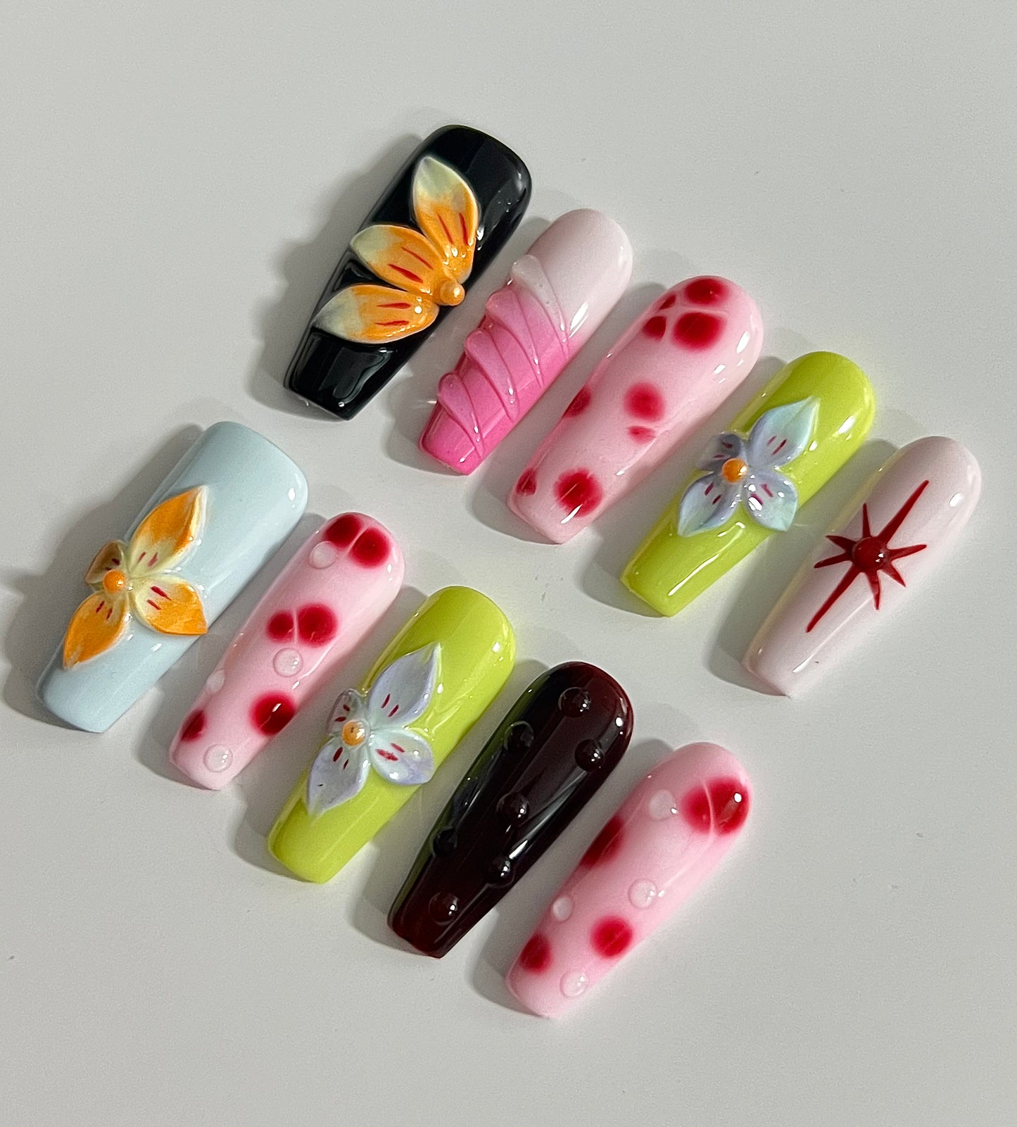 TrendTrap Nail Art Studio: Handcrafted High-End Press-Ons | Multiple Styles to Elevate Your Manicure Game