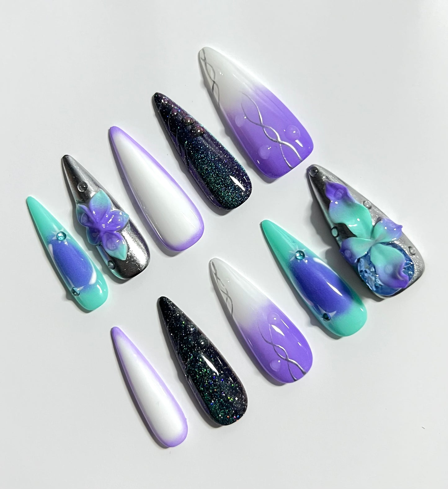 TrendTrap Nail Art Studio: Handcrafted High-End Press-Ons | Multiple Styles to Elevate Your Manicure Game