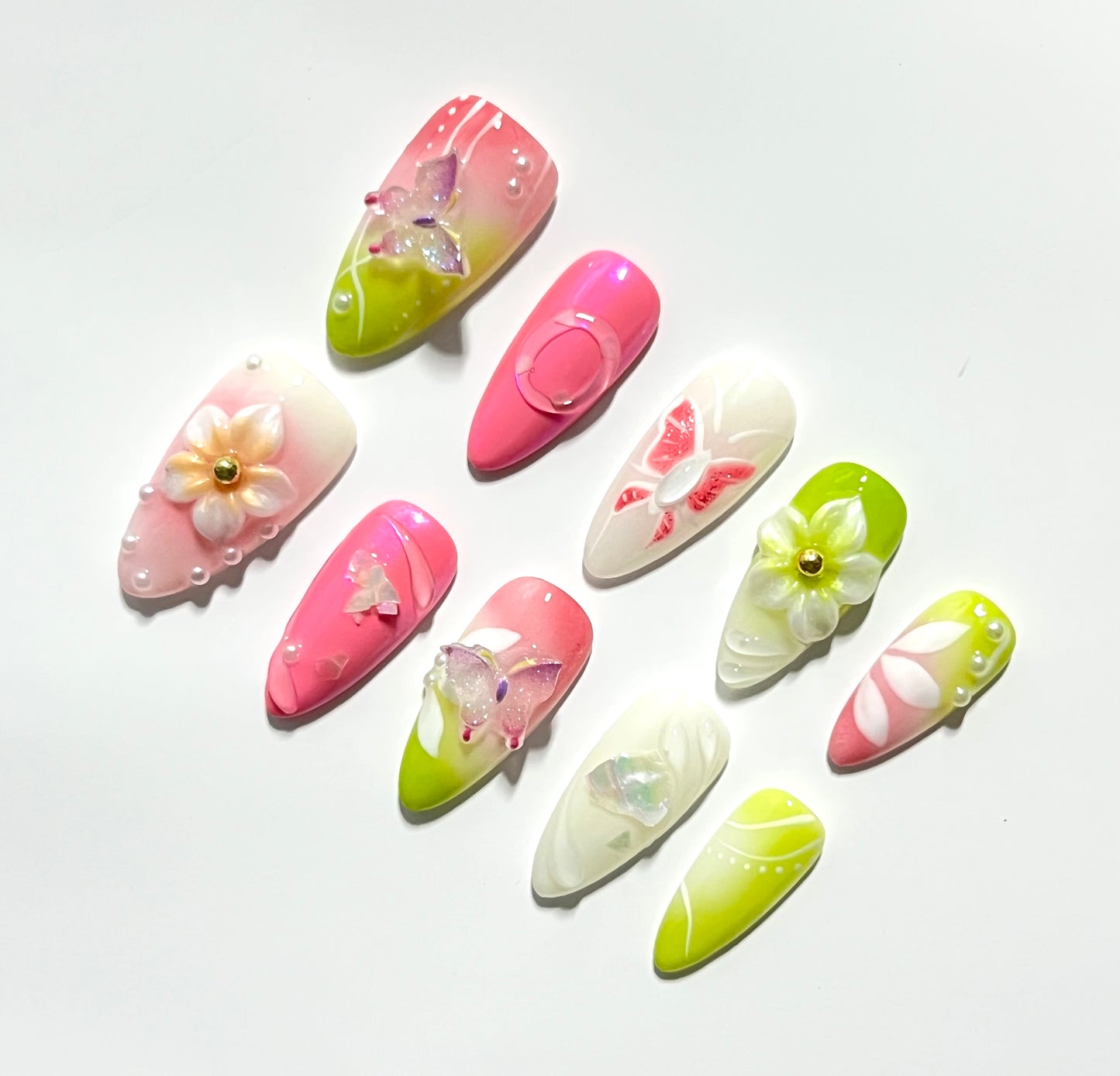 TrendTrap Nail Art Studio: Handcrafted High-End Press-Ons | Multiple Styles to Elevate Your Manicure Game