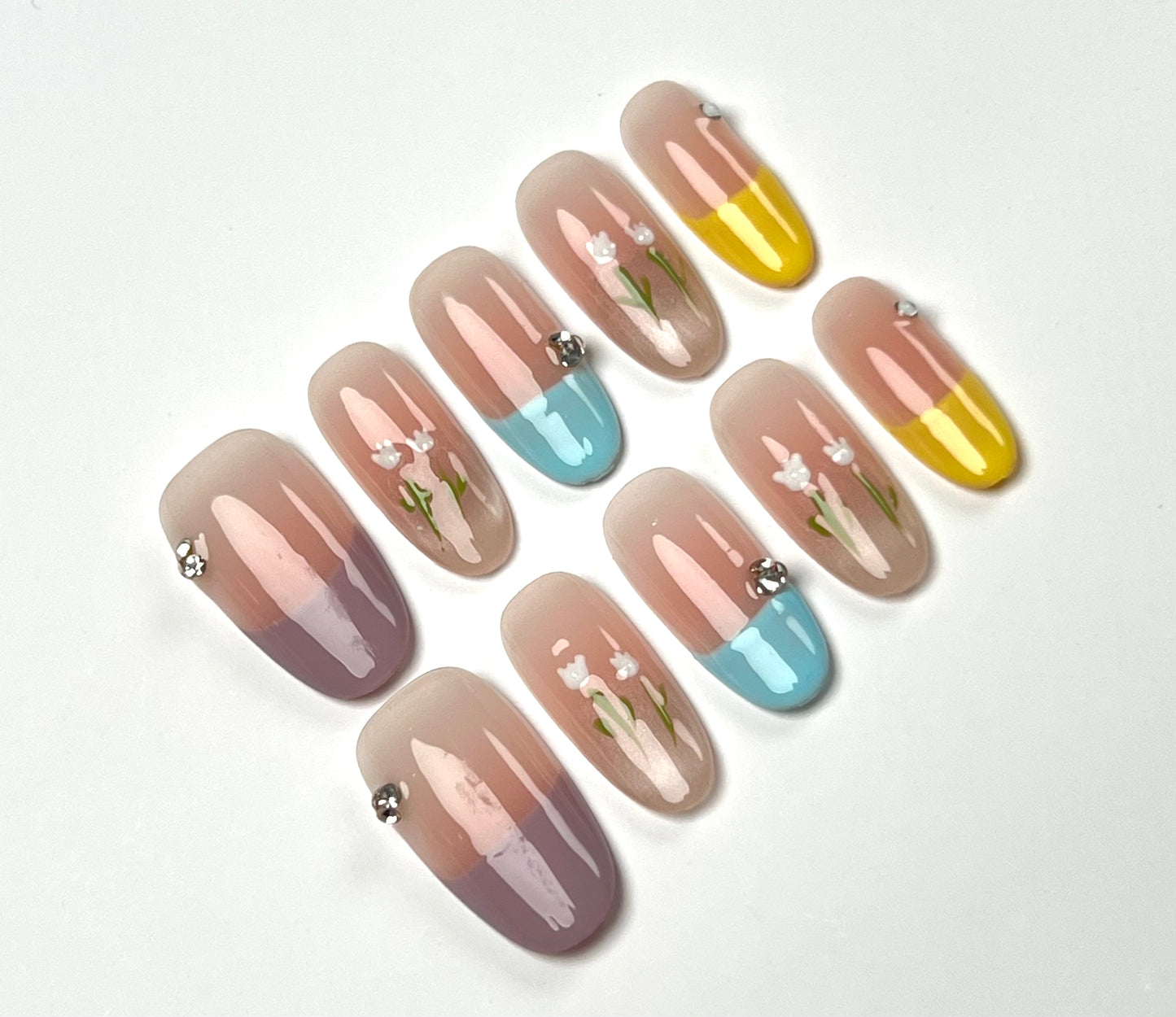 False Nails Set - Multiple Shapes (Coffin, Stiletto, Square) & Styles (Glam, Minimalist, Vintage) for Every Outfit | Reusable Press-On Nails