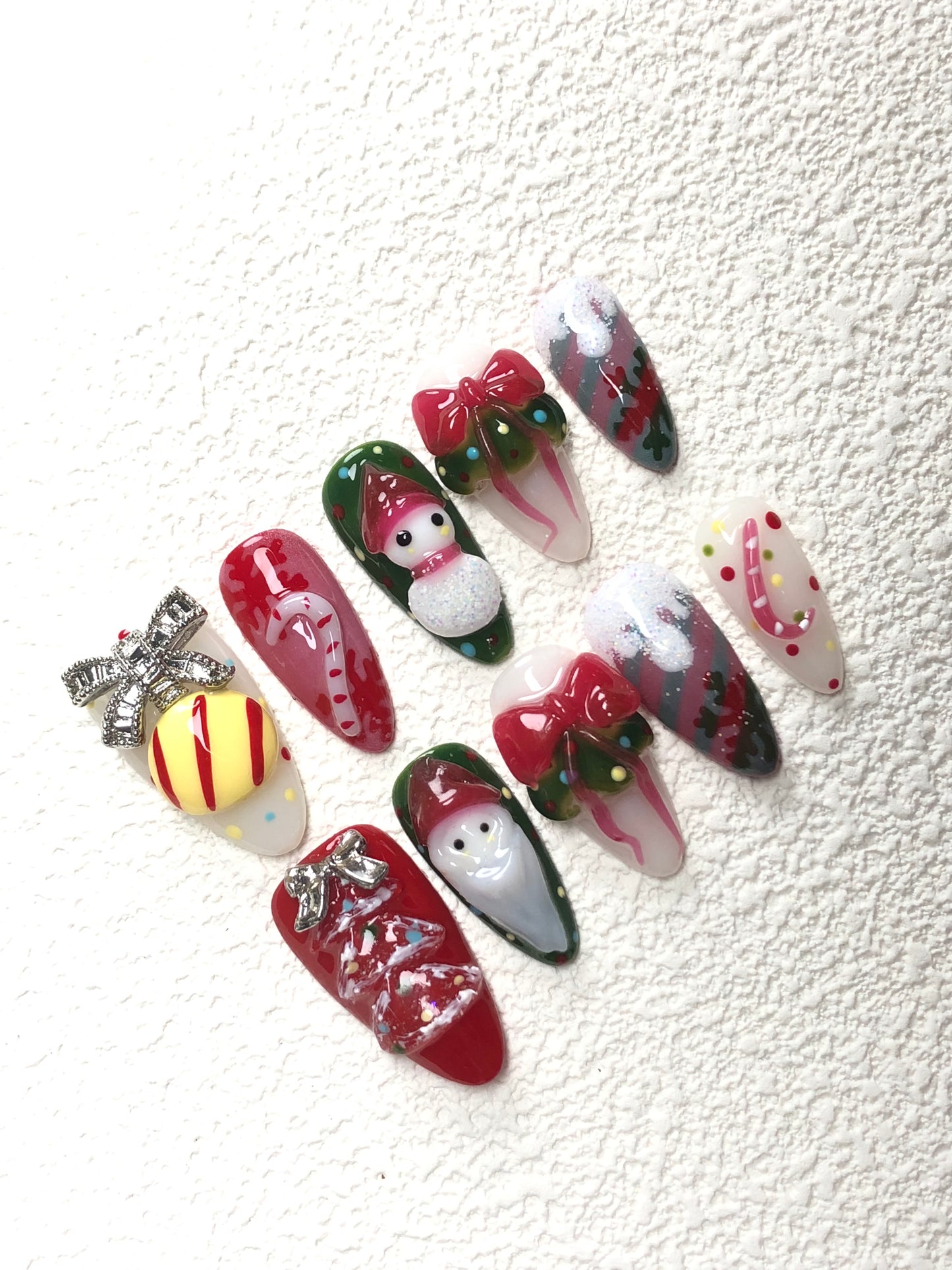 TrendTrap Nail Art Studio: Handcrafted High-End Press-Ons | Multiple Styles to Elevate Your Manicure Game