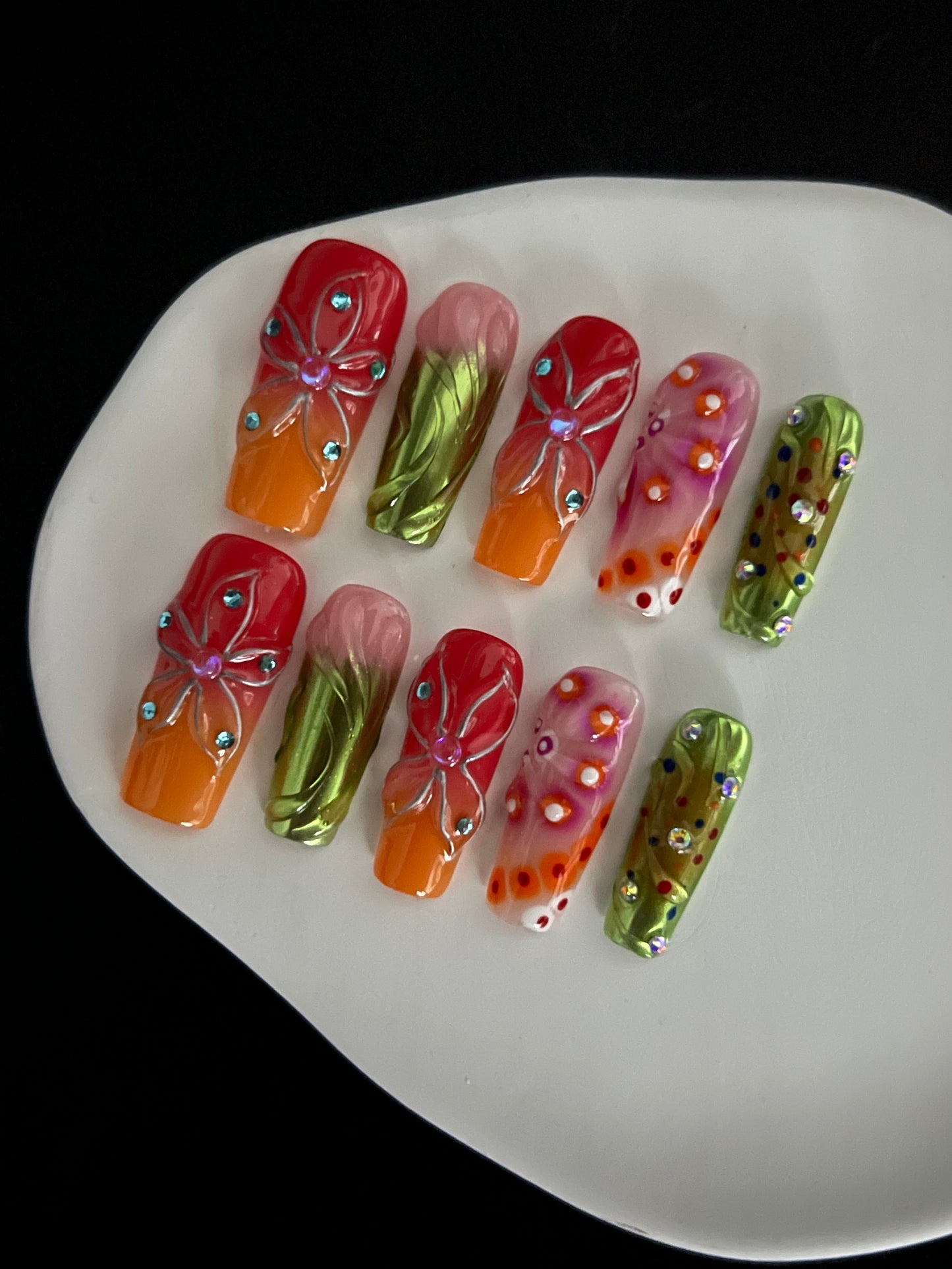 TrendTrap Nail Art Studio: Handcrafted High-End Press-Ons | Multiple Styles to Elevate Your Manicure Game