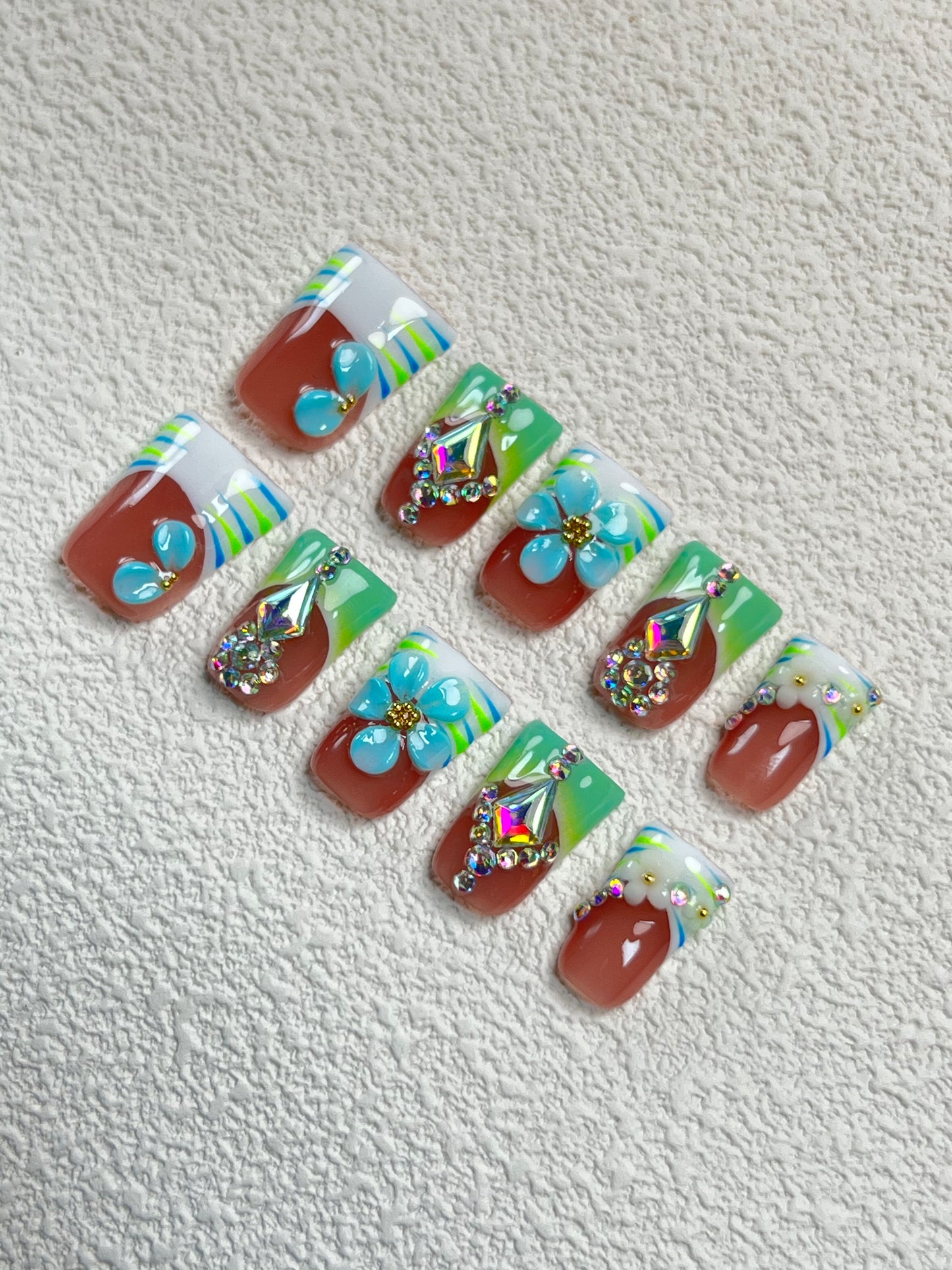TrendTrap Nail Art Studio: Handcrafted High-End Press-Ons | Multiple Styles to Elevate Your Manicure Game