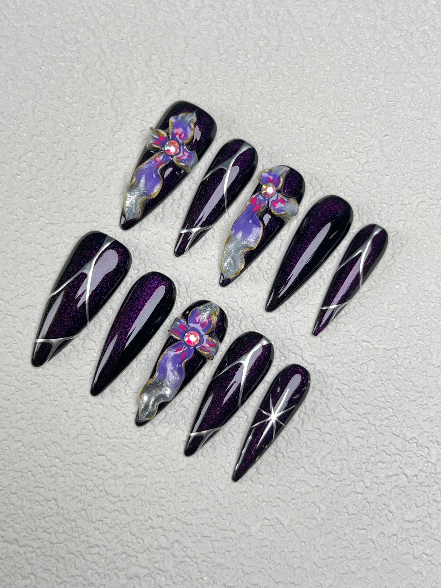 TrendTrap Nail Art Studio: Handcrafted High-End Press-Ons | Multiple Styles to Elevate Your Manicure Game