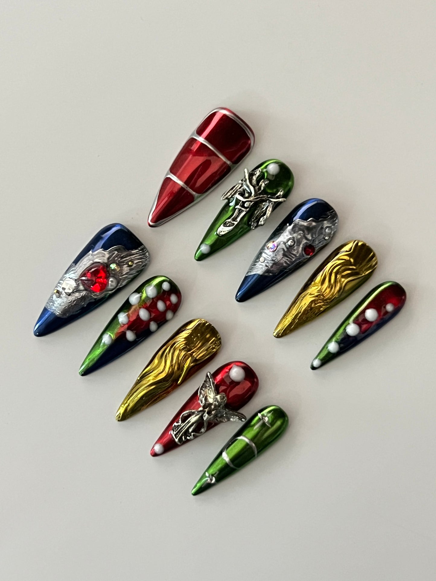 TrendTrap Nail Art Studio: Handcrafted High-End Press-Ons | Multiple Styles to Elevate Your Manicure Game