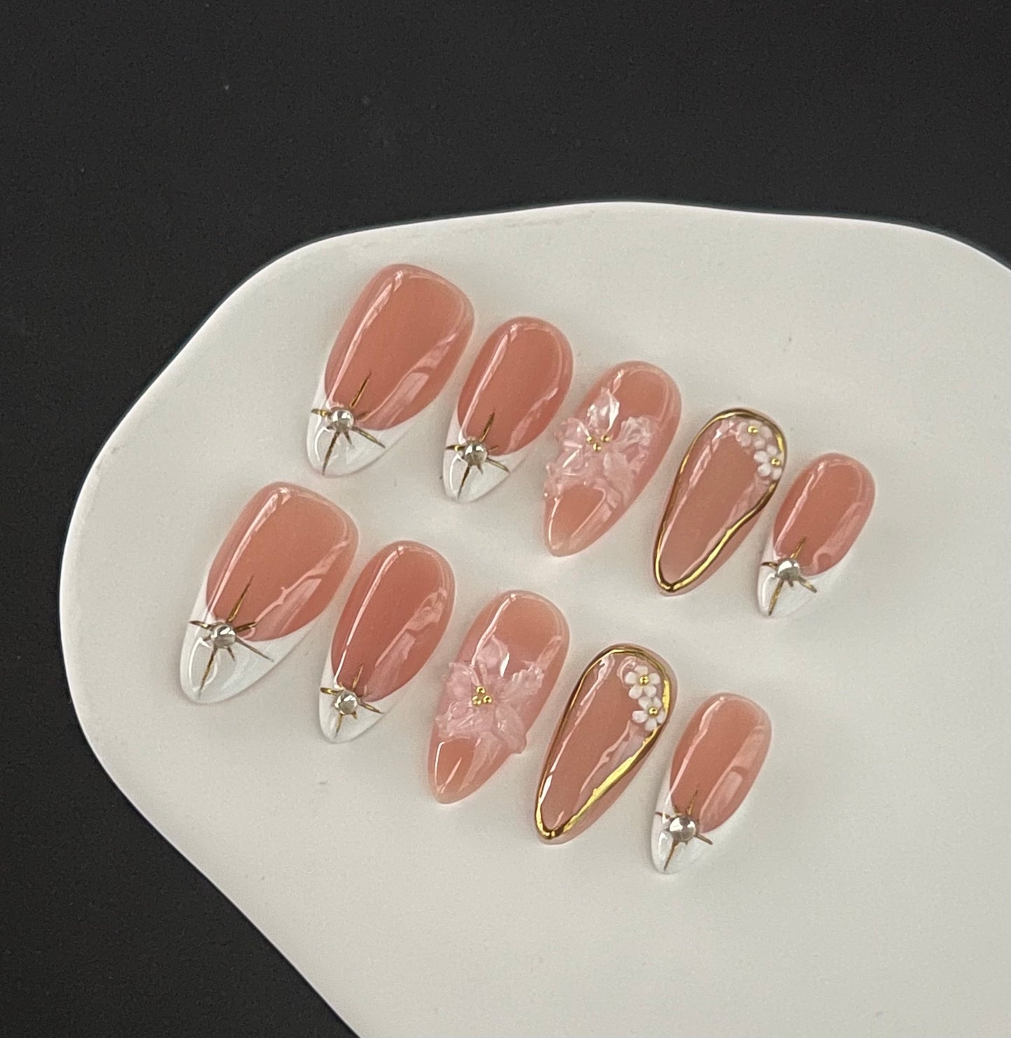 TrendTrap Nail Art Studio: Handcrafted High-End Press-Ons | Multiple Styles to Elevate Your Manicure Game
