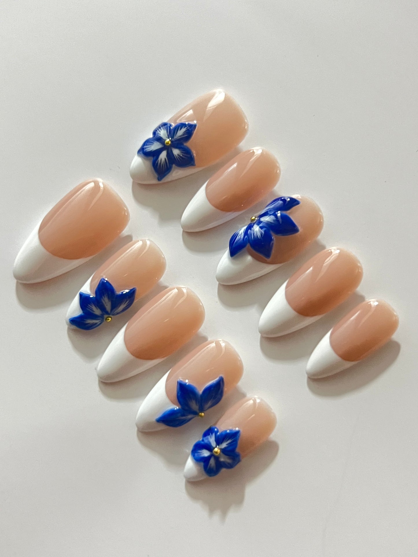 TrendTrap Nail Art Studio: Handcrafted High-End Press-Ons | Multiple Styles to Elevate Your Manicure Game