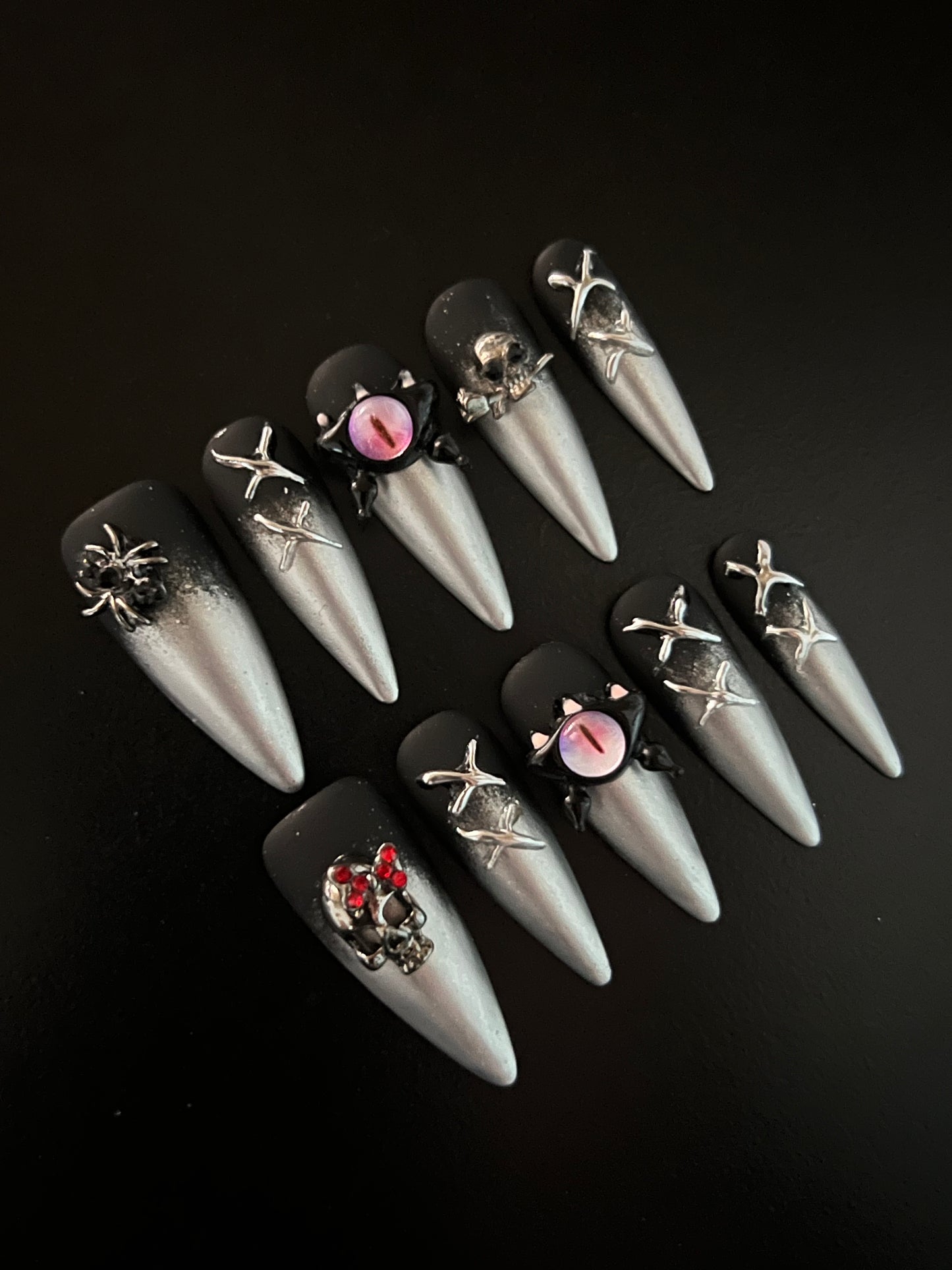 TrendTrap Nail Art Studio: Handcrafted High-End Press-Ons | Multiple Styles to Elevate Your Manicure Game