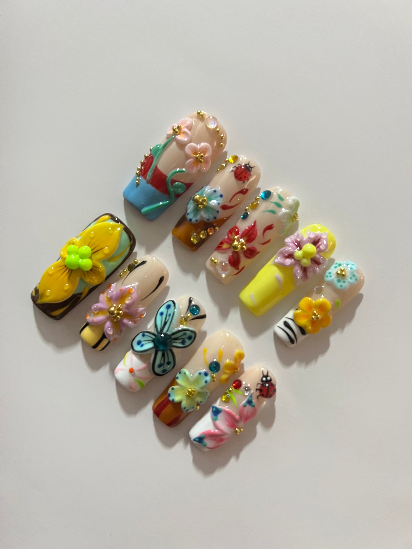 TrendTrap Nail Art Studio: Handcrafted High-End Press-Ons | Multiple Styles to Elevate Your Manicure Game