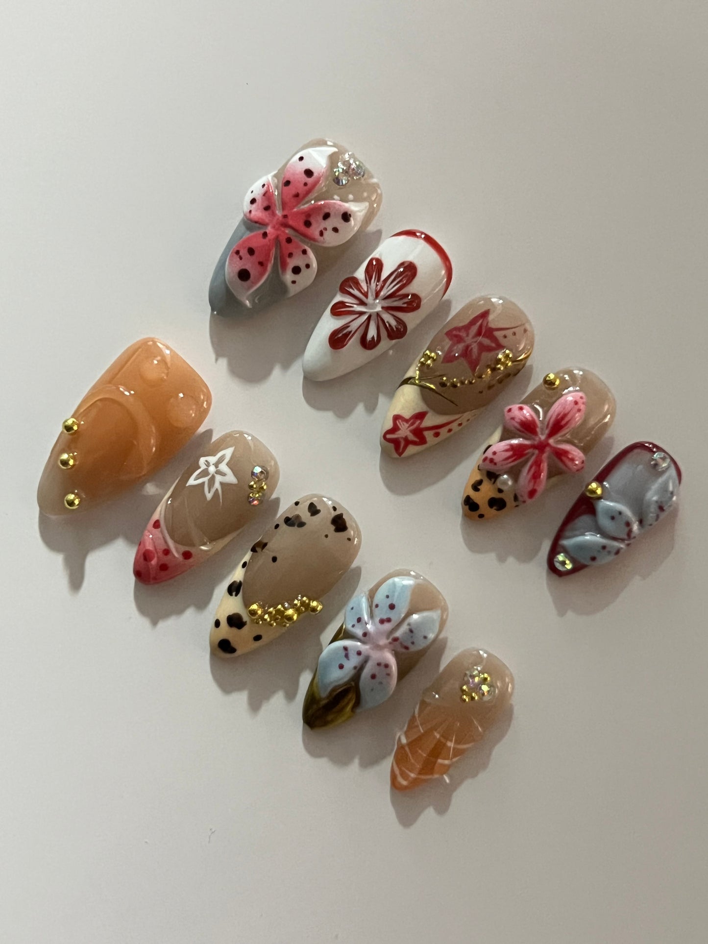 TrendTrap Nail Art Studio: Handcrafted High-End Press-Ons | Multiple Styles to Elevate Your Manicure Game